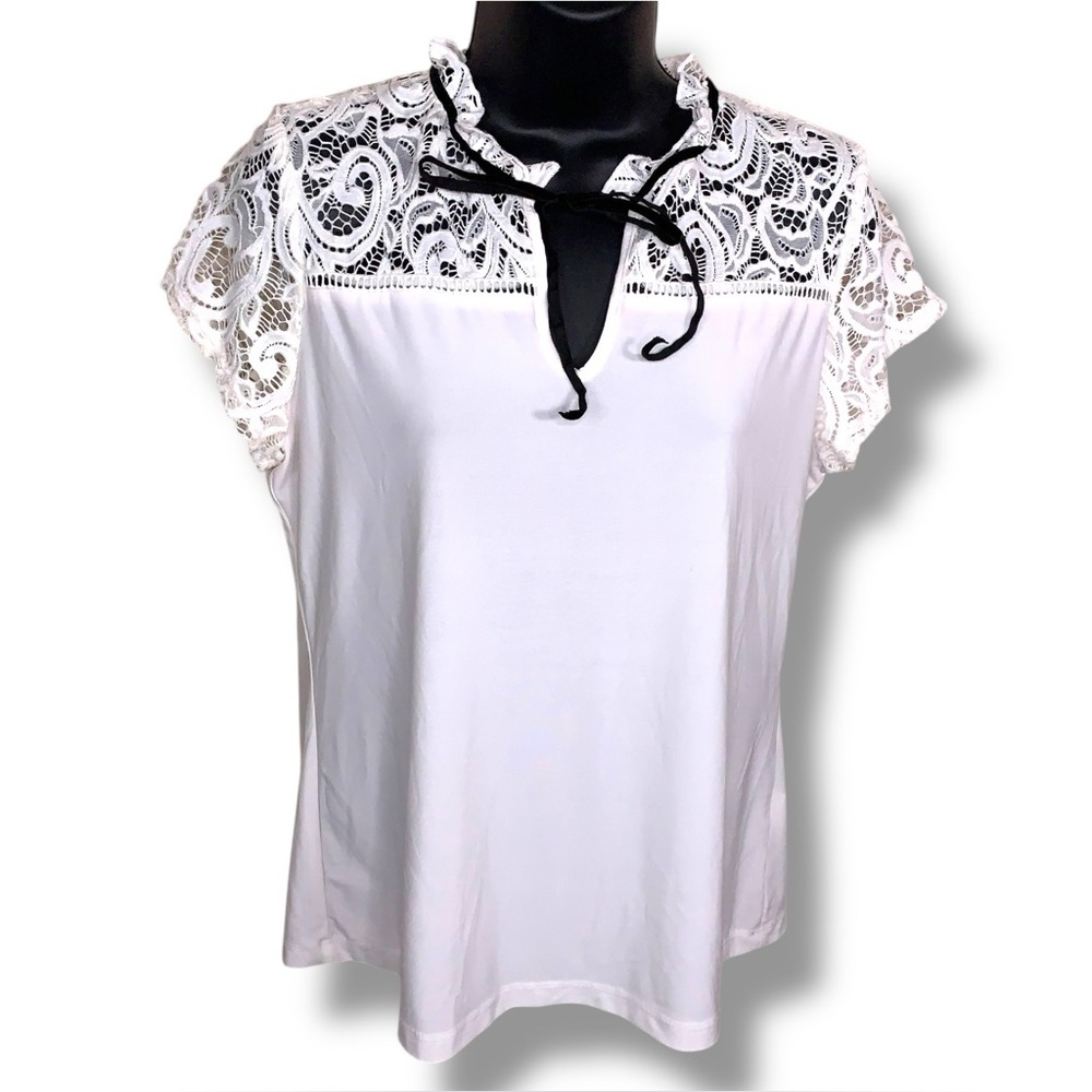 Small Uncommon Job White Blouse Lace Top Collar Tie Accent Short Sleeve Stretch